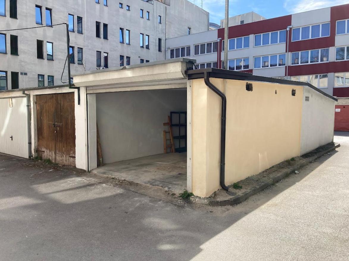 Penthouse Stan 80M2, Terasa 36M2, Garaza... Centar Banja Luke - Gradski Park Banyaluka Dış mekan fotoğraf
